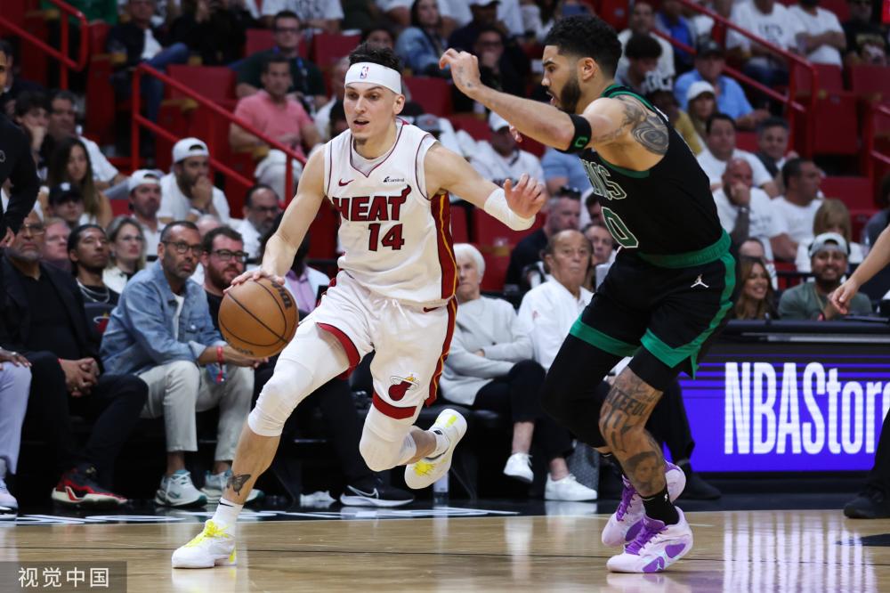 更果断地完 更果断地完